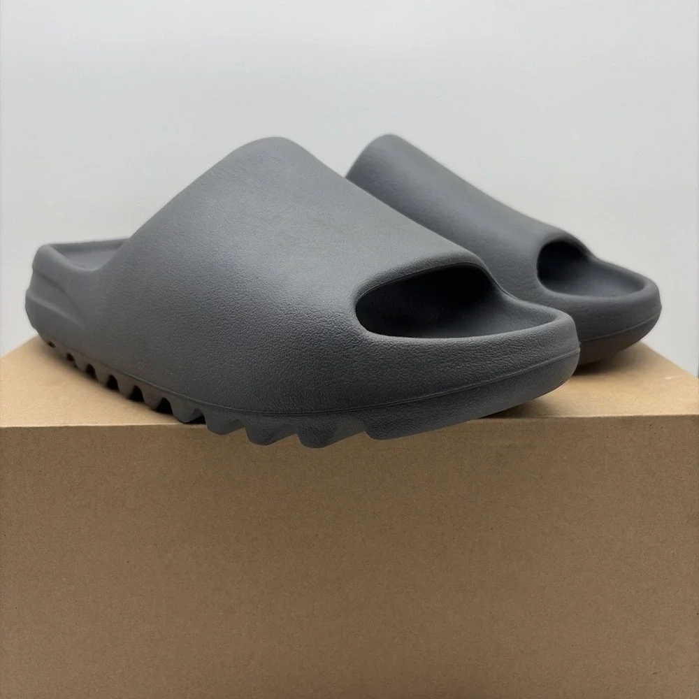 adidas Yeezy Slide Slate Grey ID2350 Mens Size 11 Gray Slip On Sneaker